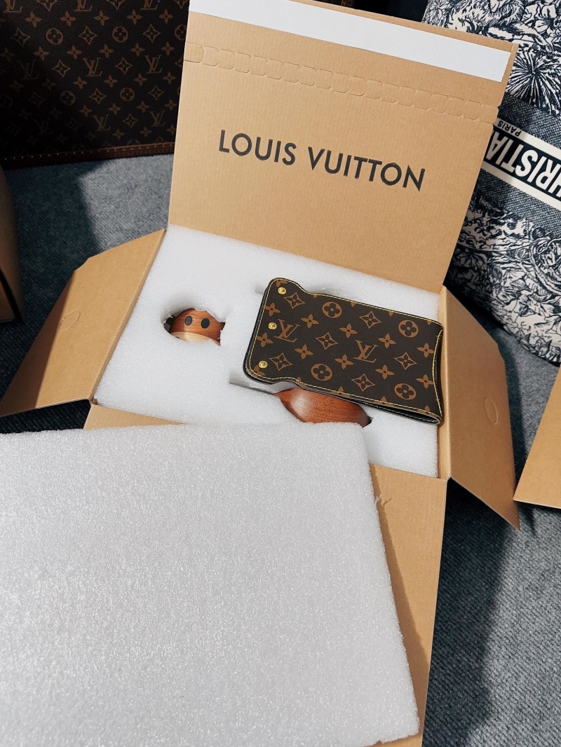 LV